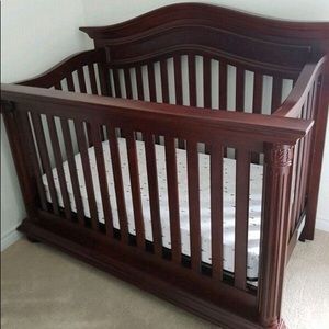 Beautiful, Elegant crib